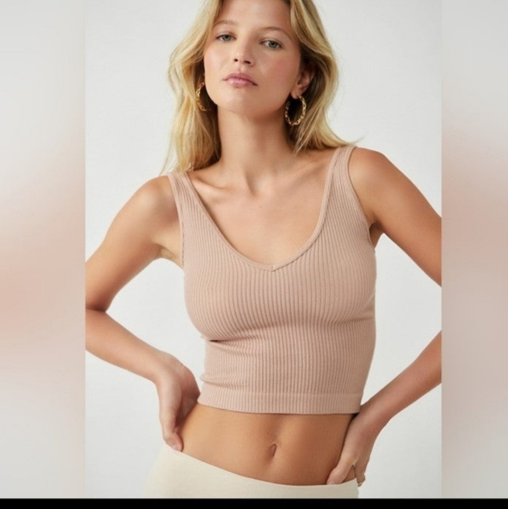 Nwot! Free People intimately solid rib brami crop tank almond